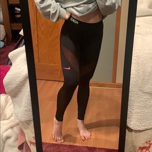 Nike pro leggings with red detail NWT